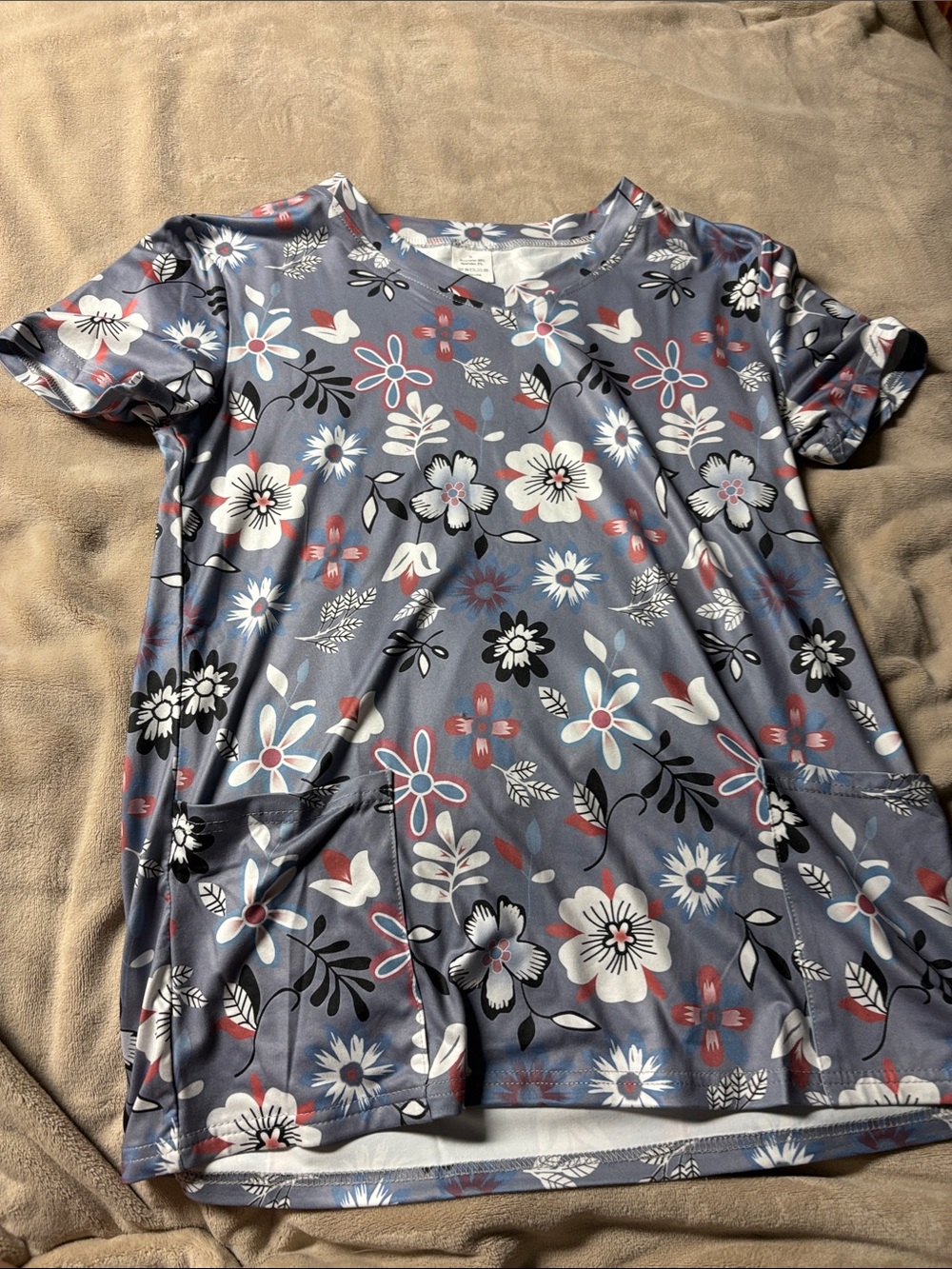 Scrub top